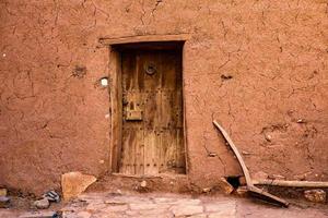 Kasbah Ait ben Haddou in Morocco. Fortres and traditional clay houses from the Sahara desert. photo