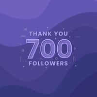 gracias 700 seguidores, plantilla de tarjeta de felicitación para redes sociales. vector