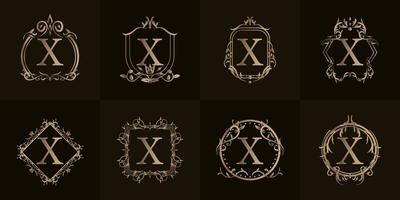 logotipo inicial x con adorno de lujo o marco de flores, colección de juegos. vector