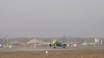 Plane S7 Airlines take off video