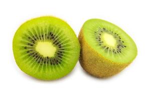 kiwi aislado sobre fondo blanco foto