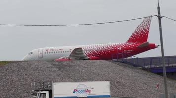 Sukhoi superjet no aeroporto de sheremetyevo video