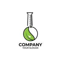 diseño de logotipo de laboratorio ecológico vector