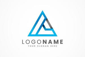 concepto de logotipo triangular abstracto vector