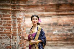 Balinese lady in Traditional dress photo