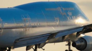 klm boeing 747 atterrissage video