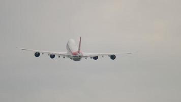 Départ du Boeing 747 de Cargolux video