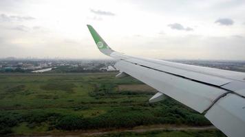 Airplane descending before landing video