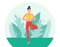 una chica hace yoga en el parque. el concepto de yoga al aire libre. la práctica del yoga en la naturaleza. estilo plano chica en la pose de la montaña. un personaje de dibujos animados femenino sobre un fondo de hojas y hierba vector