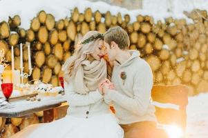 sesión de fotos de boda de invierno en la naturaleza