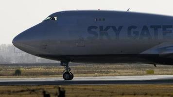 boeing 747 sky gates roulant au sol video