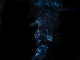 textura de humo sobre fondo negro foto