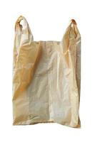 bolsa de plástico con pliegue y aislamiento de arrugas sobre fondo blanco. foto