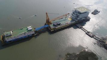 Ocean and barge photography picture photo