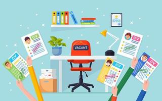 currículum comercial cv en la mano por encima de la silla de oficina. reclutamiento, búsqueda de empleador, contratación. asiento libre vector