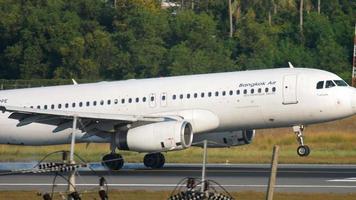 Airbus A320 landing video