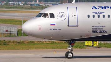 Airbus A320 Aeroflot close shot