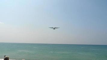 Bangkok Airways flies overhead video