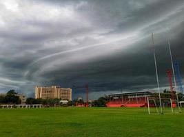 el cielo con tormenta foto