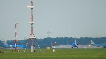 klm cityhopper fokker f70 abfahrt video