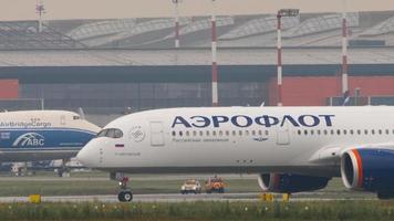Airbus A350 Aeroflot side view