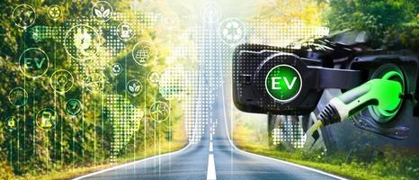 Cargue el concepto de tecnología híbrida de coche eléctrico ev. estación conducir energía limpia naturaleza con mapa icono ilustración ev vehículo electrónico futuro verde eco medio ambiente potencia desenfoque fondo de banner
