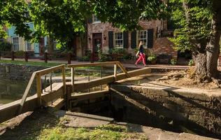 puertas de bloqueo en el viejo canal en georgetown washington dc foto