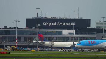 rimorchio tui fly dreamliner video