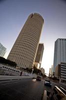 edificios únicos en la bahía de tampa, florida foto