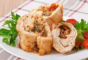 Rolled Chicken with spinach and sun-dried tomatoes photo