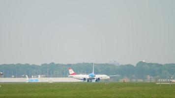 KLM Boeing 737 accelerate before departure video