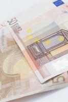 primer plano de los billetes en euros foto
