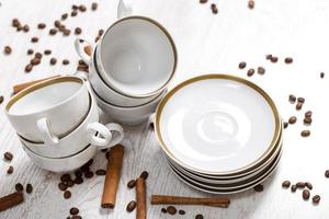 Coffe cups and dishware photo