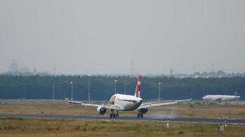 Airplane landing in Frankfurt video