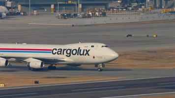 transportadora boeing 747 cargolux video