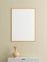póster de madera vertical minimalista o maqueta de marco de fotos en la pared de la sala de estar con escritorio. representación 3d