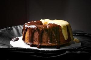 torta brasileña con doble chocolat foto