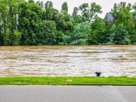 inundación principal del río hdr en frankfurt am main foto