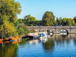 hdr río avon en stratford upon avon foto