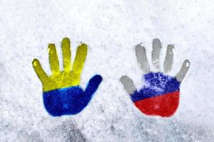 ucrania rusia paz y fin de la guerra, amistad entre países foto