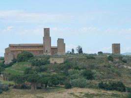 iglesia de san pietro en tuscania foto