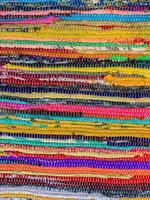 fondo de alfombra textil de color. textura de la alfombra foto