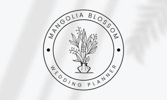 logotipo dibujado a mano con elementos florales botánicos con flores silvestres y hojas. logo para spa y salón de belleza, boutique, tienda orgánica, boda, diseñador floral, interior, fotografía, cosmética. vector