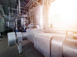 línea de agua de tubería en refrigeración de agua industrial. foto