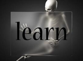 aprender palabra sobre vidrio y esqueleto foto