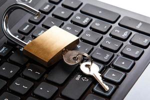 Padlock on keyboard photo