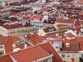 una foto de edificios iguales