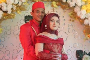 novia musulmana indonesia romántica foto