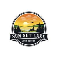 vector de diseño de logotipo de sol y lago