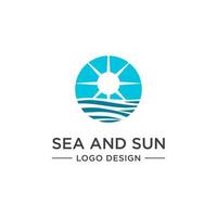 diseño de logotipo de mar y sol vector